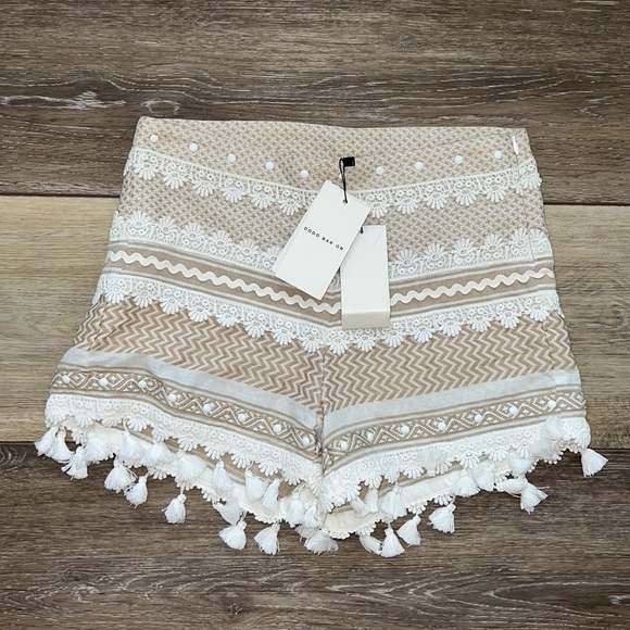 Dodo bar or white and cream moav tassel shorts - Picture 3 of 7